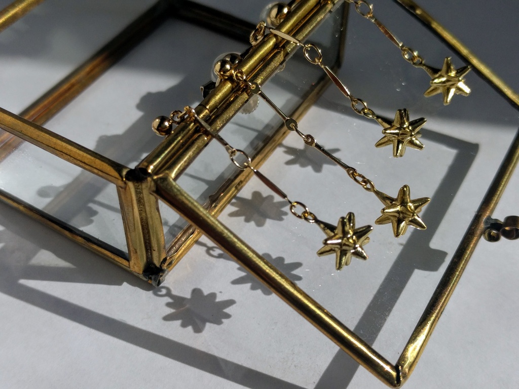 星のかけらのY字ネックレス