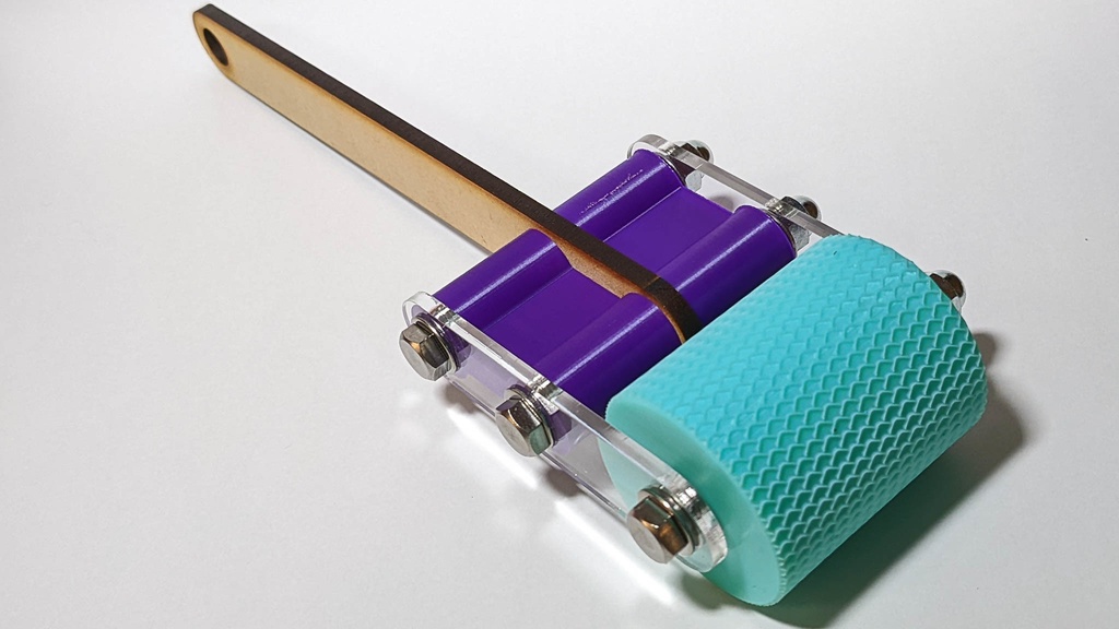 ルアーに貼るアルミにパターン転写するローラーβテスト版