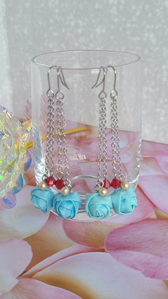 薔薇の雫 ペールブルー