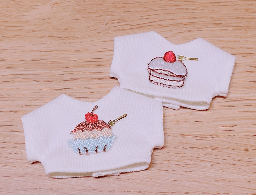 ぷりんとしょーとけーきTシャツ