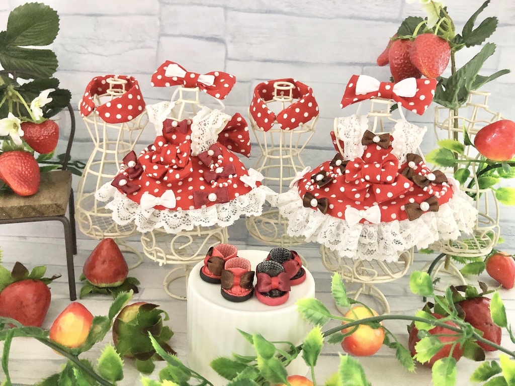 ふわふわほいっぷいちごしょーとけーきどれす