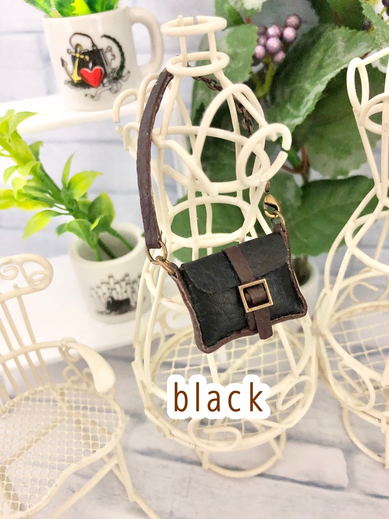 【2020.10.04再販】 合革斜め掛けバッグ