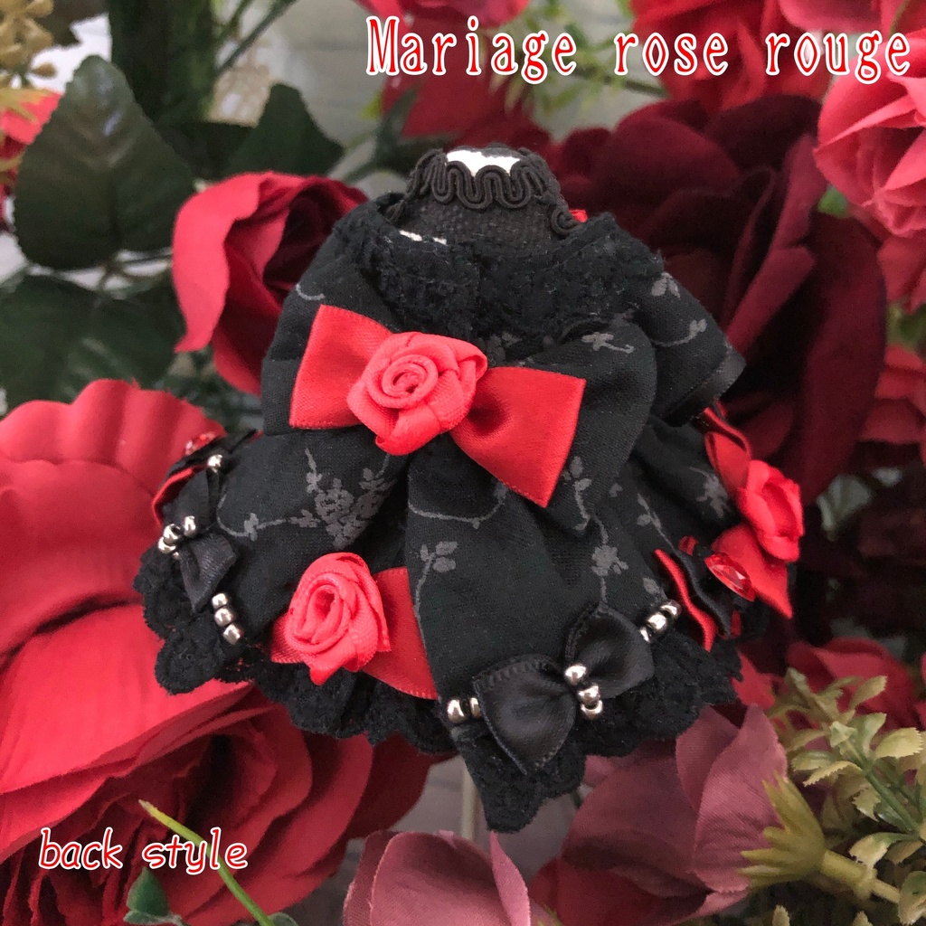 Petit jardin de roses séries