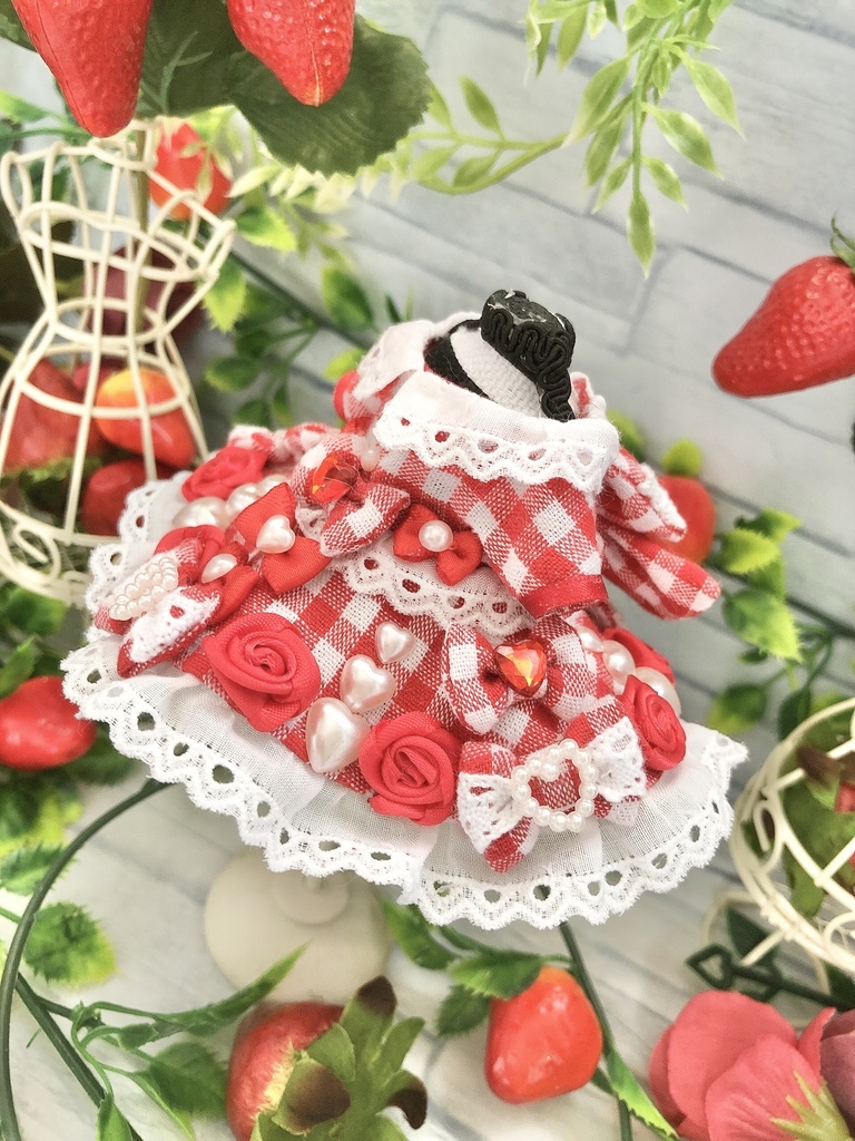 【7/25 21:30頃入荷予定】しろねこちゃんのぴかぴか♡はーとどれす