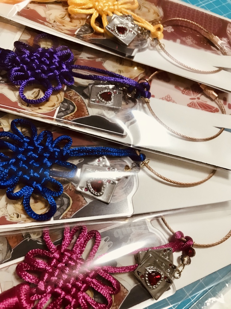 トランプ擬人化アクリルキーホルダー