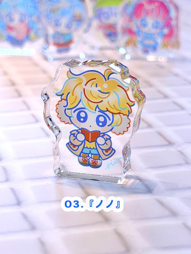 mini mini自立アクリルスタンド