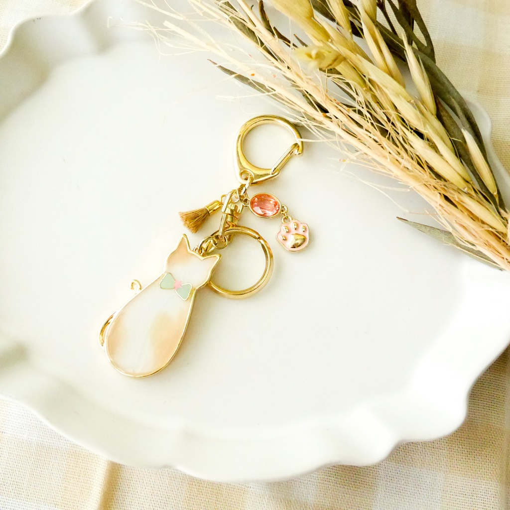 【ハンドメイド】大紬にゃんイメージキーホルダー