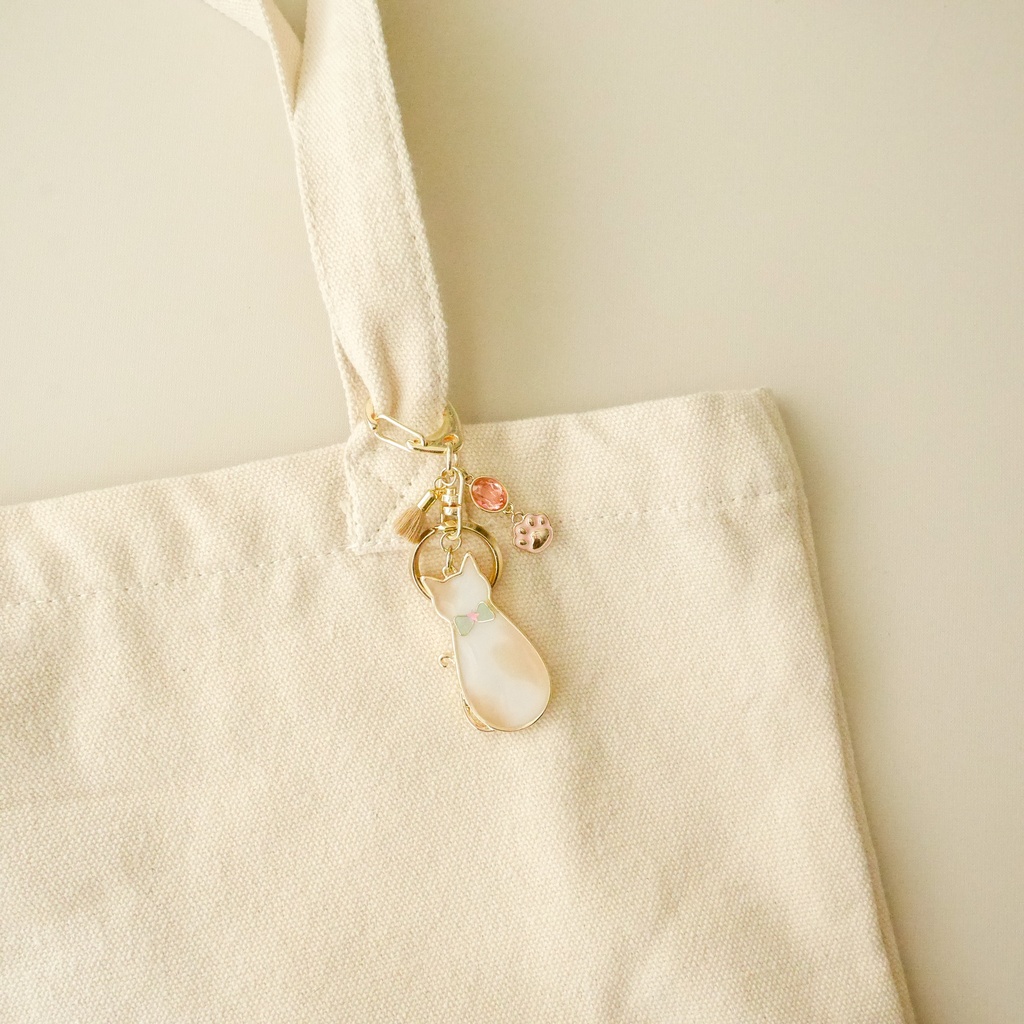 【ハンドメイド】大紬にゃんイメージキーホルダー