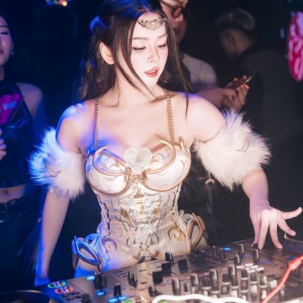 YEU 5 - DJ MIE REMIX