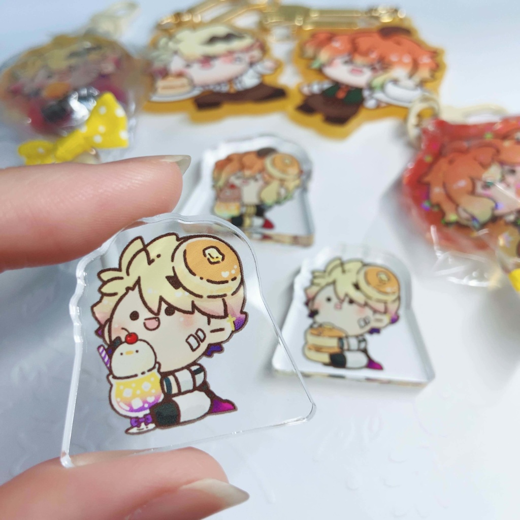 自立ミニアクリルスタンド