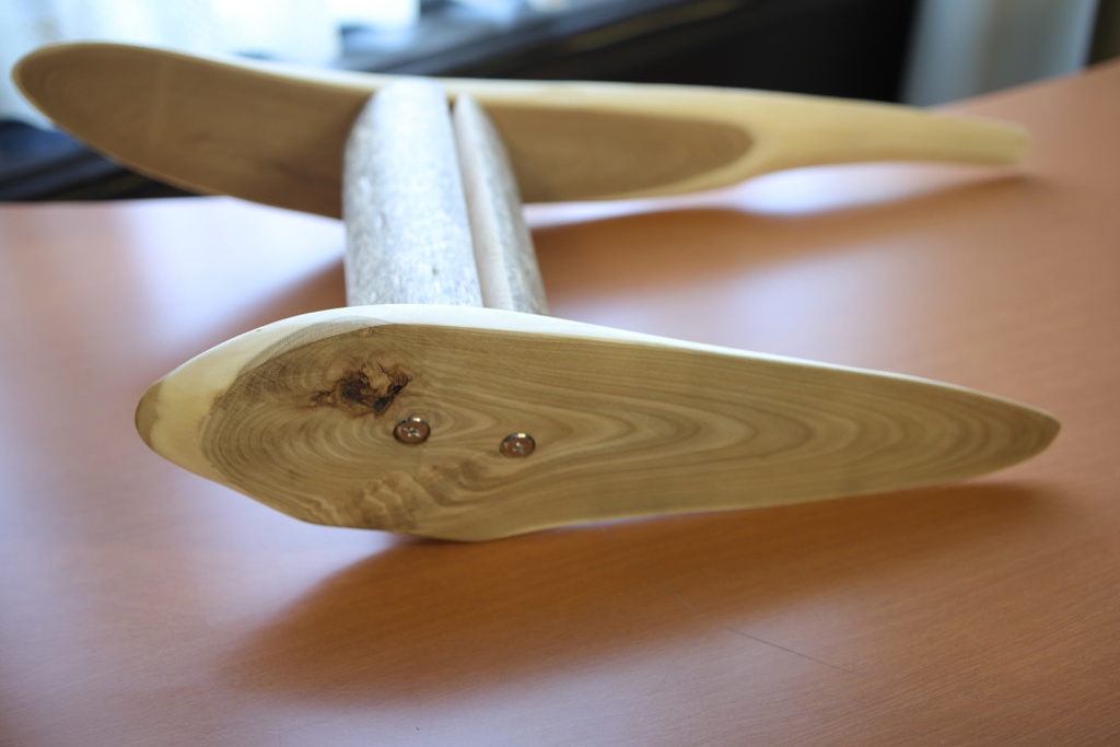 妖精さんがわらわら集まってくるかもしれないベンチ5号