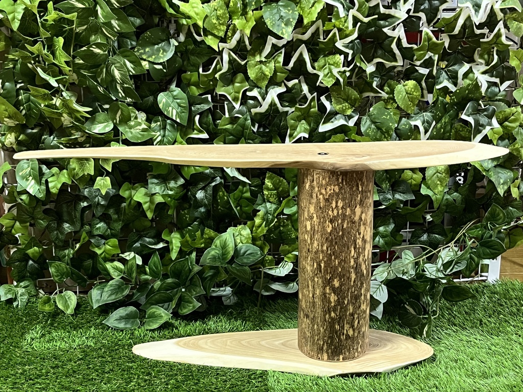 妖精さんがわらわら集まってくるかもしれないベンチ5号