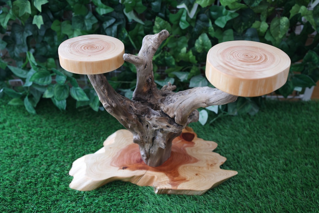 妖精さんが座ってそうな椅子 23号