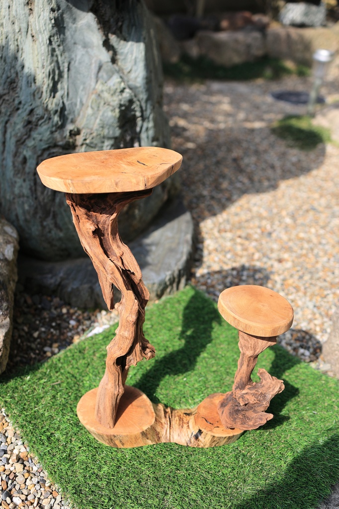 妖精さんが座ってそうな椅子 34号