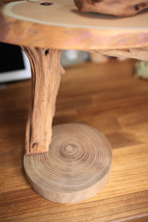 妖精さんが座ってそうな椅子22号