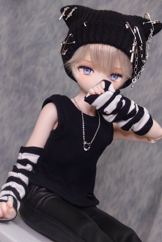 【MDD】ロゴプレートリブタンクトップ