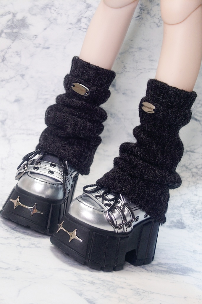 【MDD】ロゴプレートレッグウォーマー