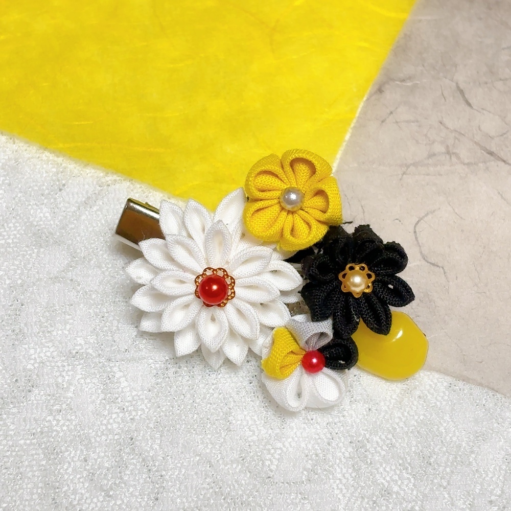 【】刀剣男士イメージ*つまみ細工のヘアクリップ