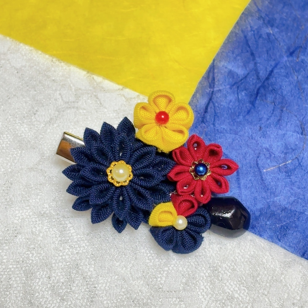 【】刀剣男士イメージ*つまみ細工のヘアクリップ