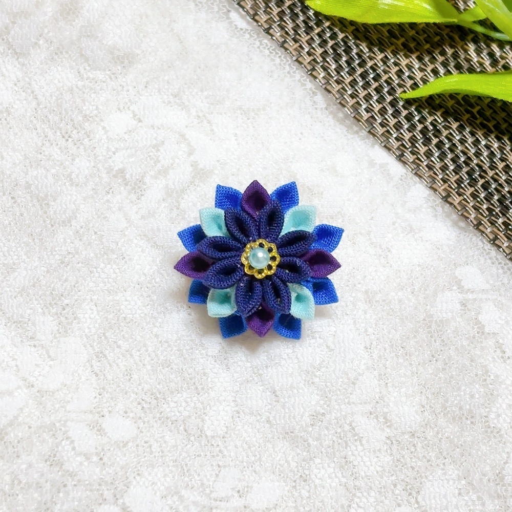 【薬屋のひとりごと】つまみ細工*ブローチ