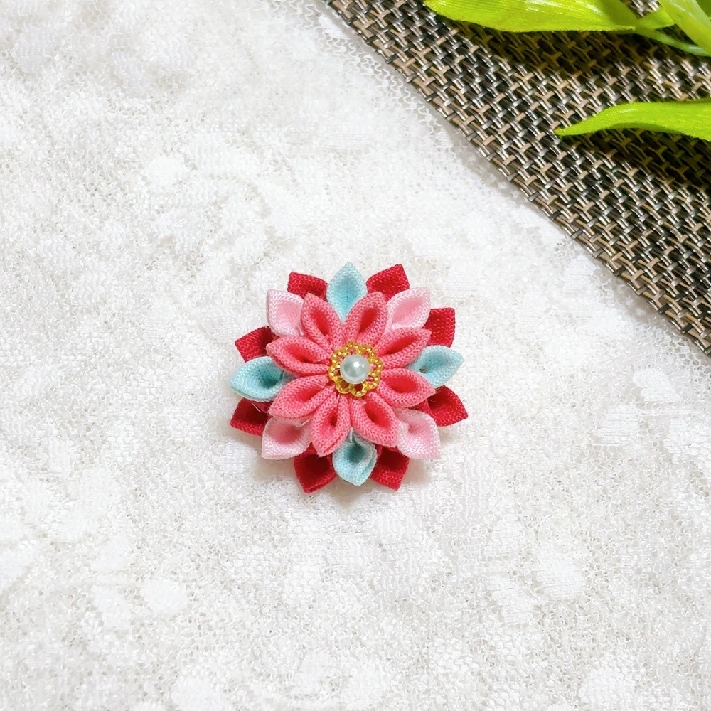 【薬屋のひとりごと】つまみ細工*ブローチ