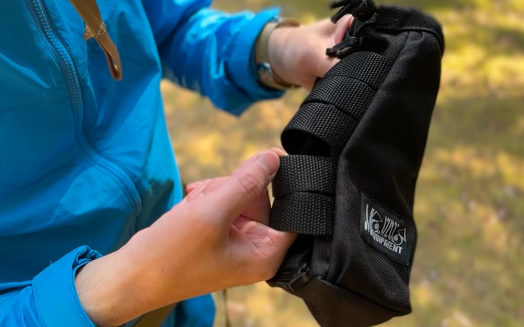 MONOSSO EQUIPMENT ボトルホルダー"Friends"