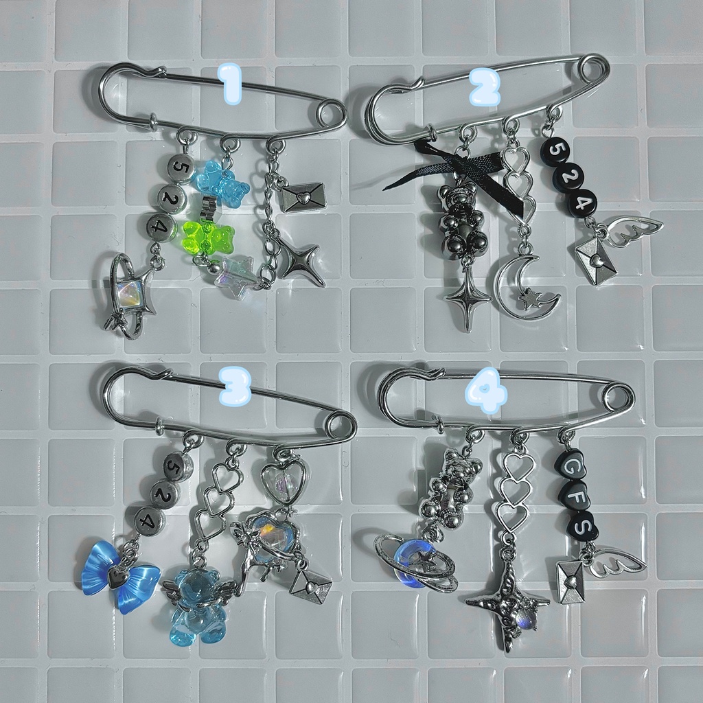 524概念ブローチ