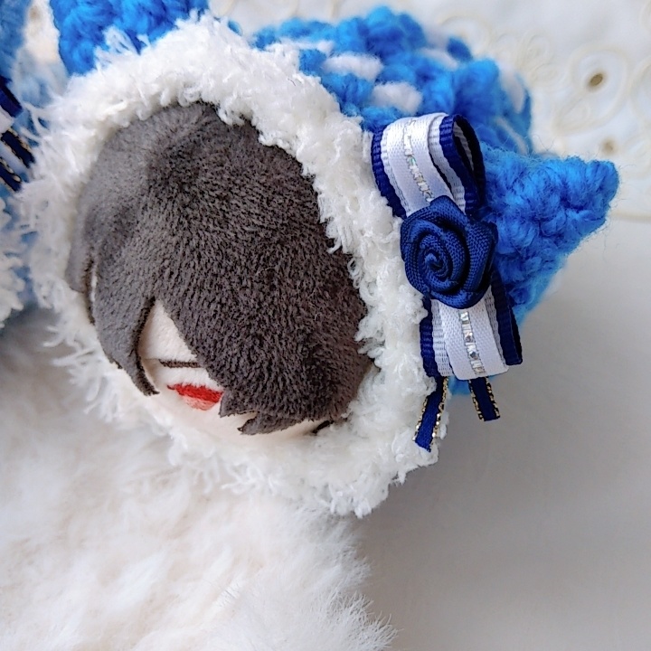 もちマス着ぐるみ 紺色バラリボン