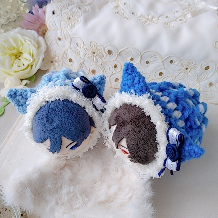 もちマス着ぐるみ 紺色バラリボン