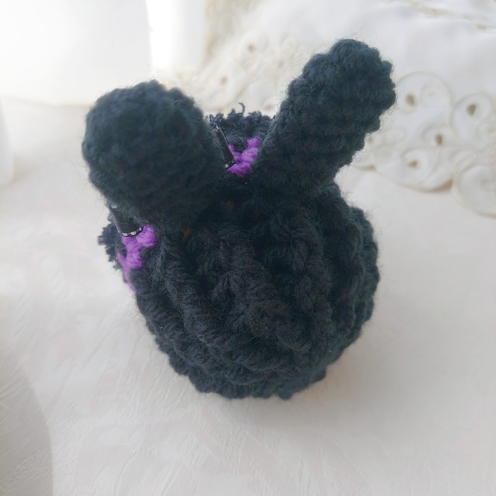 おまんじゅう着ぐるみ うさ耳黒紫