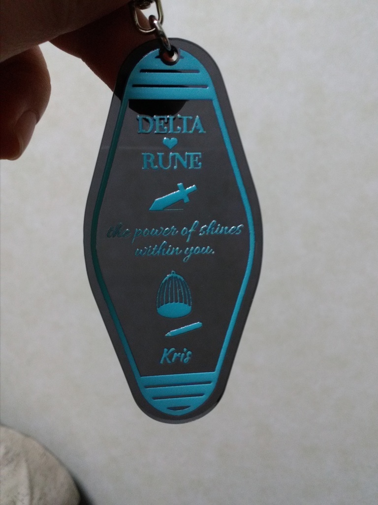 モーテルキー風アクリルキーホルダー