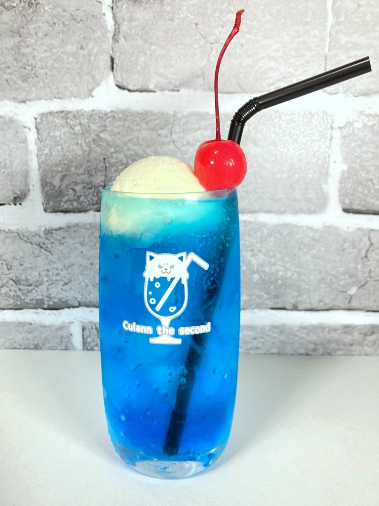 クランⅡ世のクリームソーダグラス