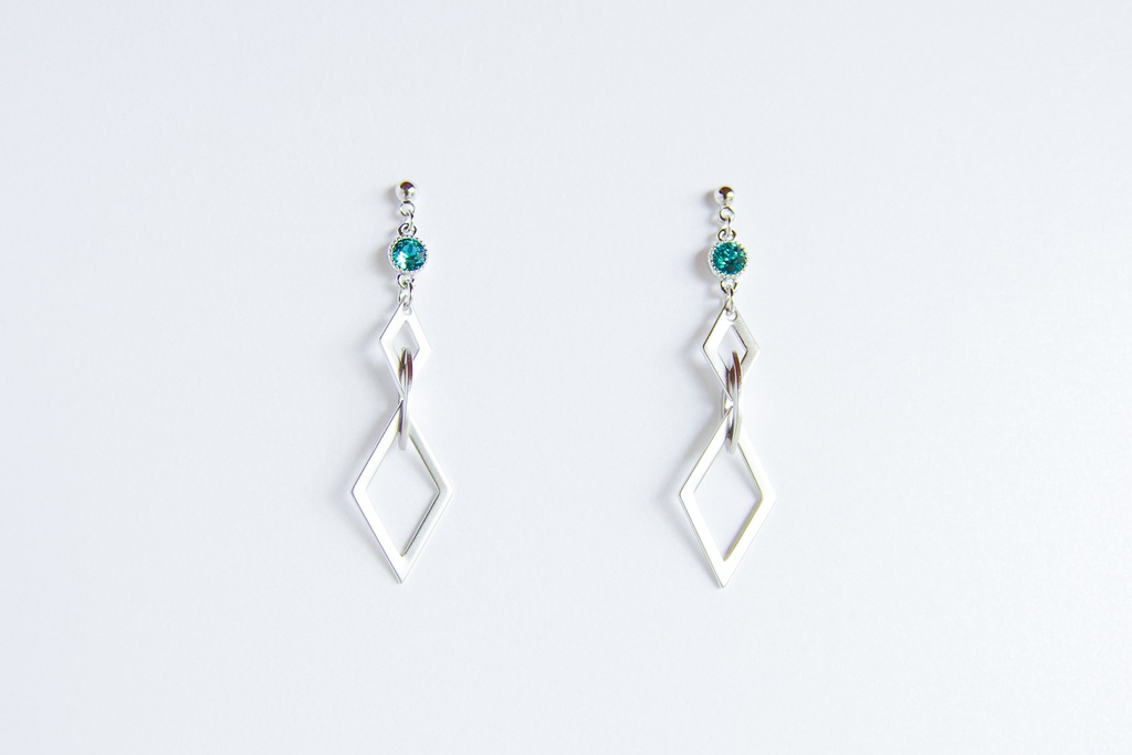 FGO ロマニ・アーキマン イメージピアス/イヤリング(スワロ)