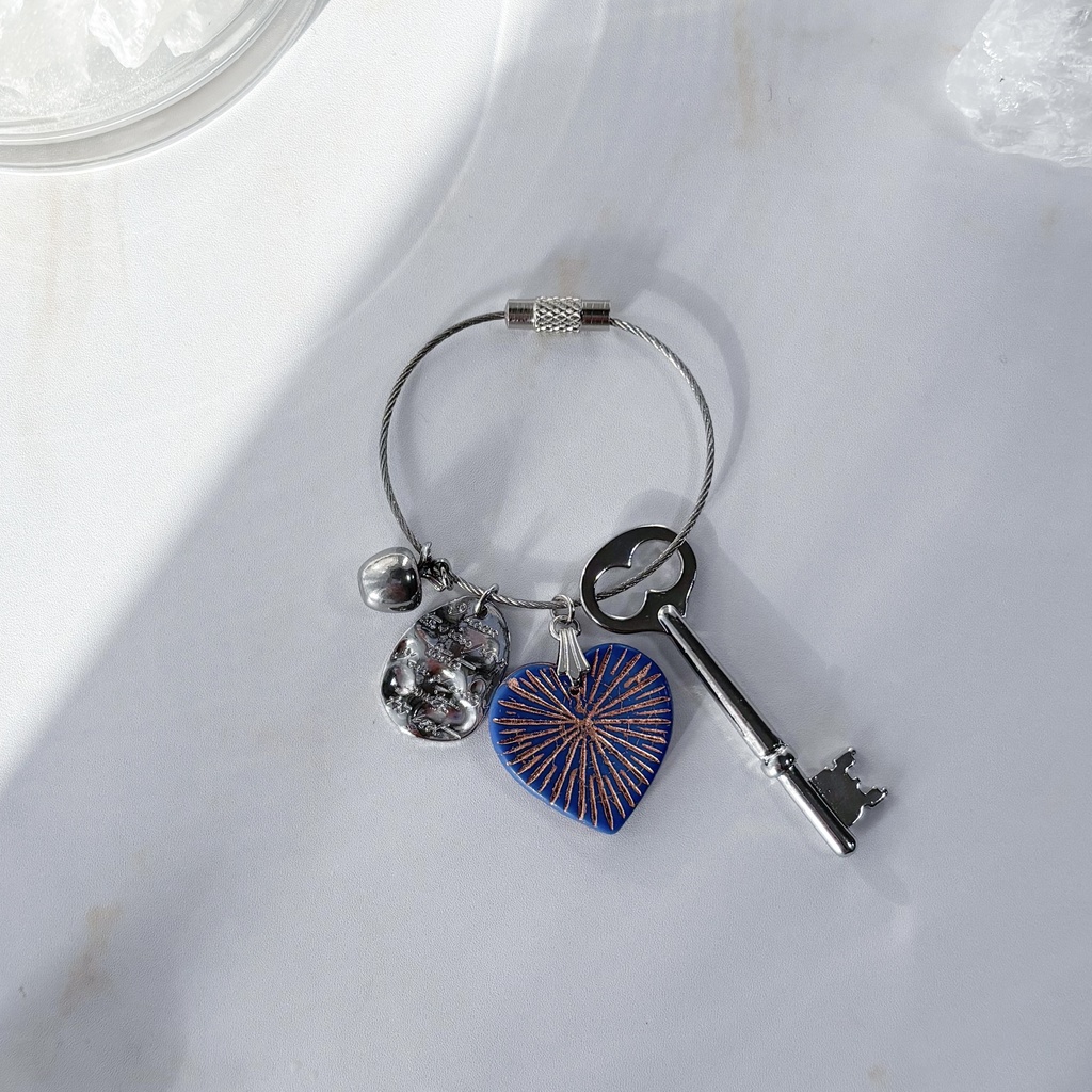 恋と深空 イメージ合鍵キーリング