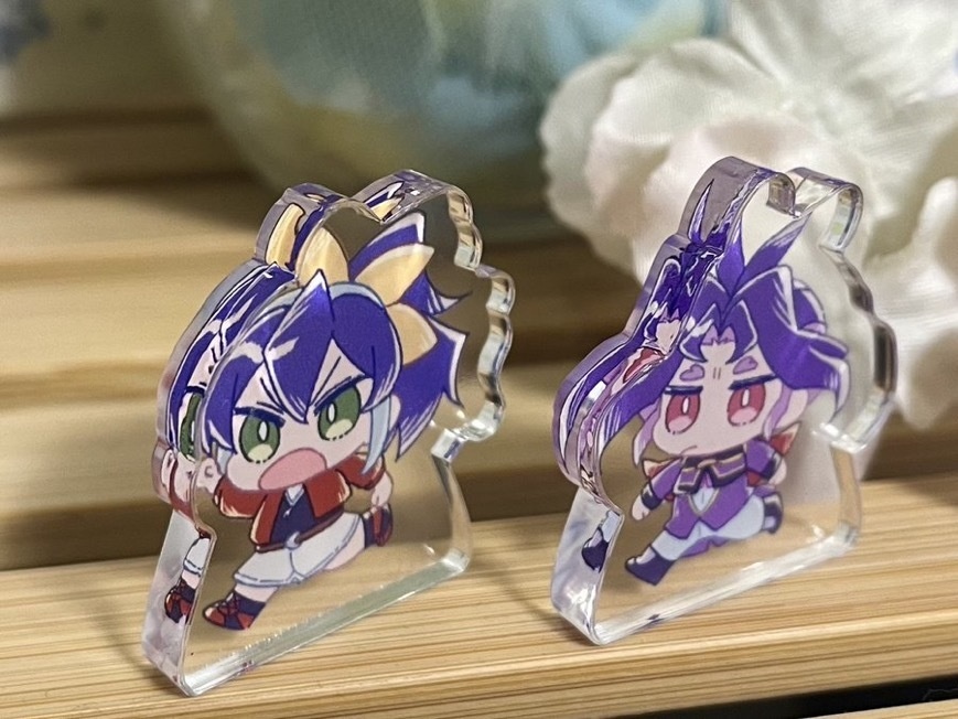 自立ミニアクリルスタンド