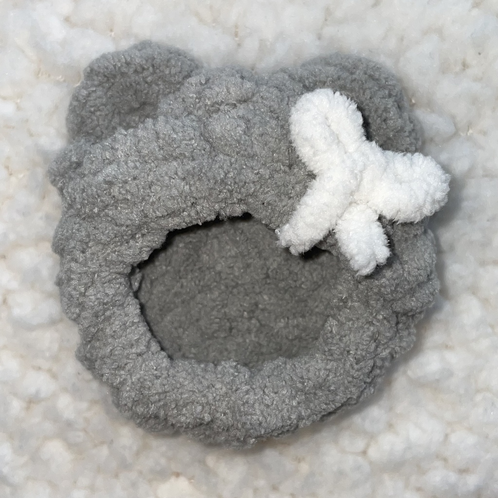 【手編みふわもこ缶バッジカバー】45〜57mm対応(※54mm推奨)ピンク色追加しました໒꒱