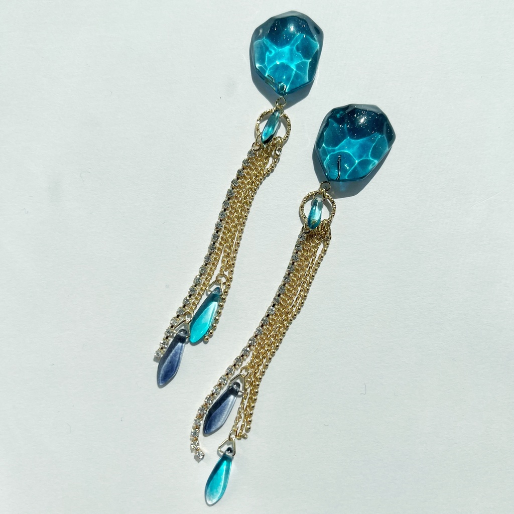 再販！　海賊房太郎　イメージピアス「水面にたゆたう」