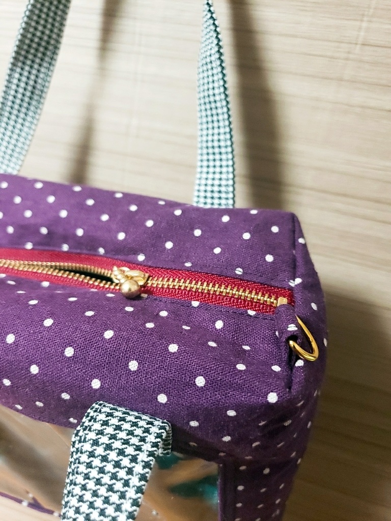 【ぬいといっしょ】ファスナー付きミニトート(紫ドット)