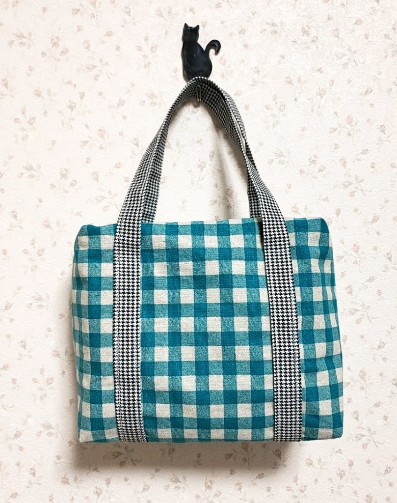 【ぬいといっしょ】ファスナー付きトート(緑チェック)