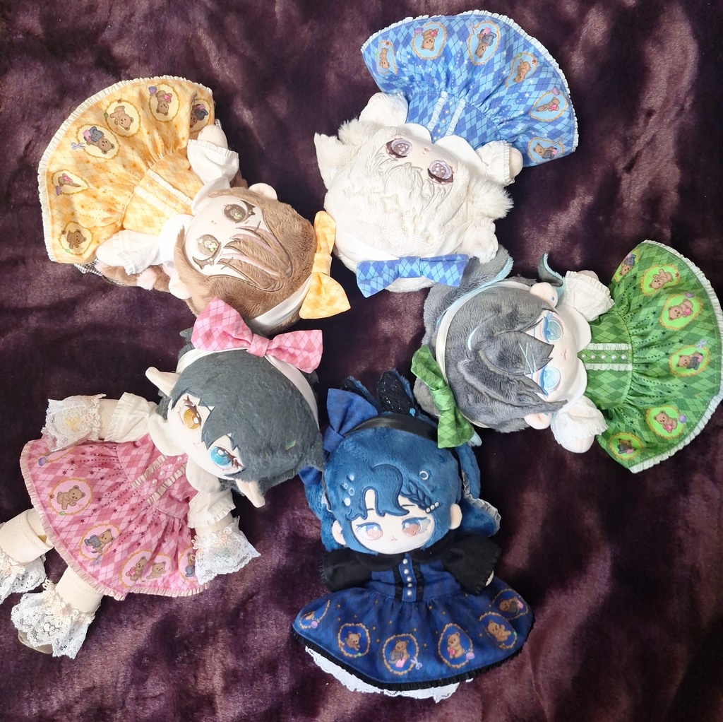 シャーリングワンピース他