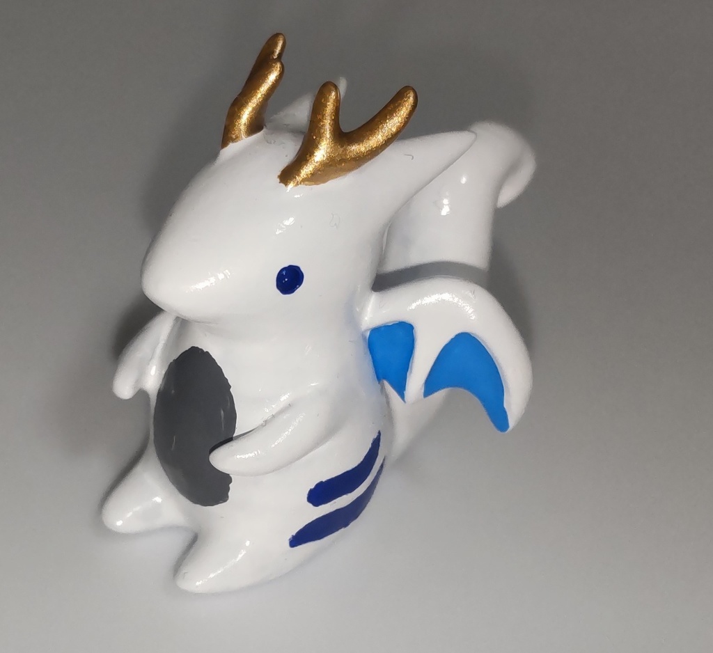 ちょこんとドラゴン