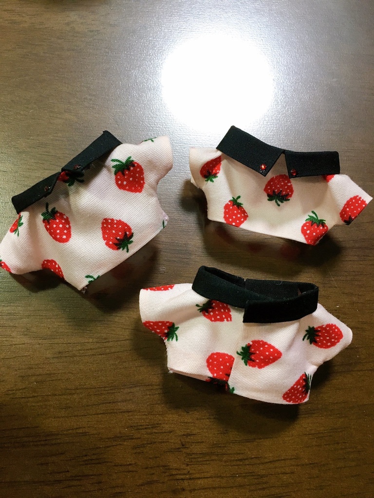 黒襟柄シャツ−いちご−