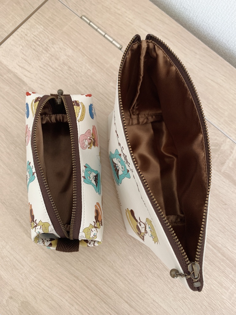 クリプトン一家×マカロン合皮ポーチ