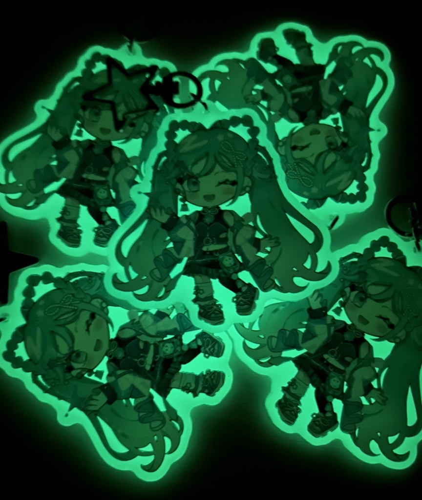 マジミラ2025蓄光アクキー・ステッカー