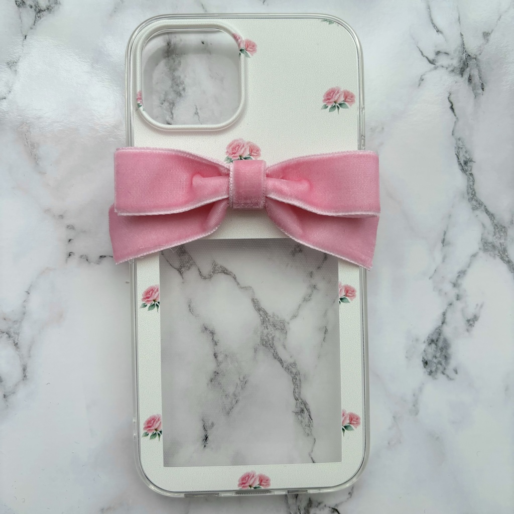 推しを挟むためのスマホケース①