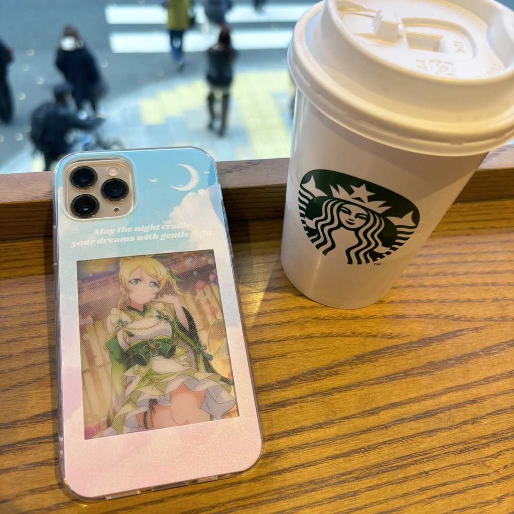 推しを挟むためのスマホケース③