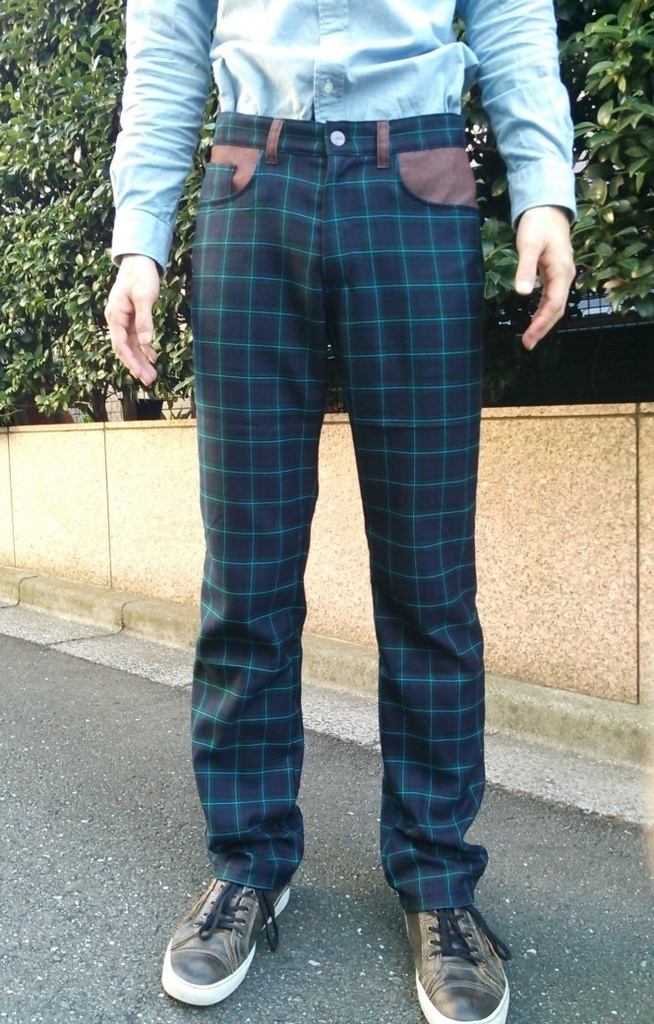 メンズストレートパンツ Mサイズ