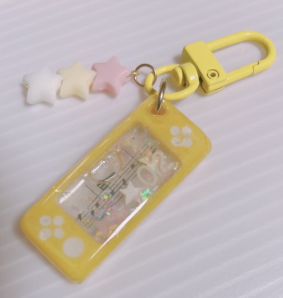 ☆ハンドメイド☆シェイカーキーホルダー【鏡音リンイメージ