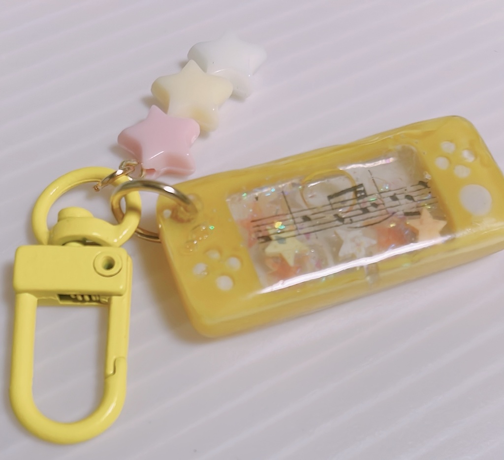 ☆ハンドメイド☆シェイカーキーホルダー【鏡音リンイメージ