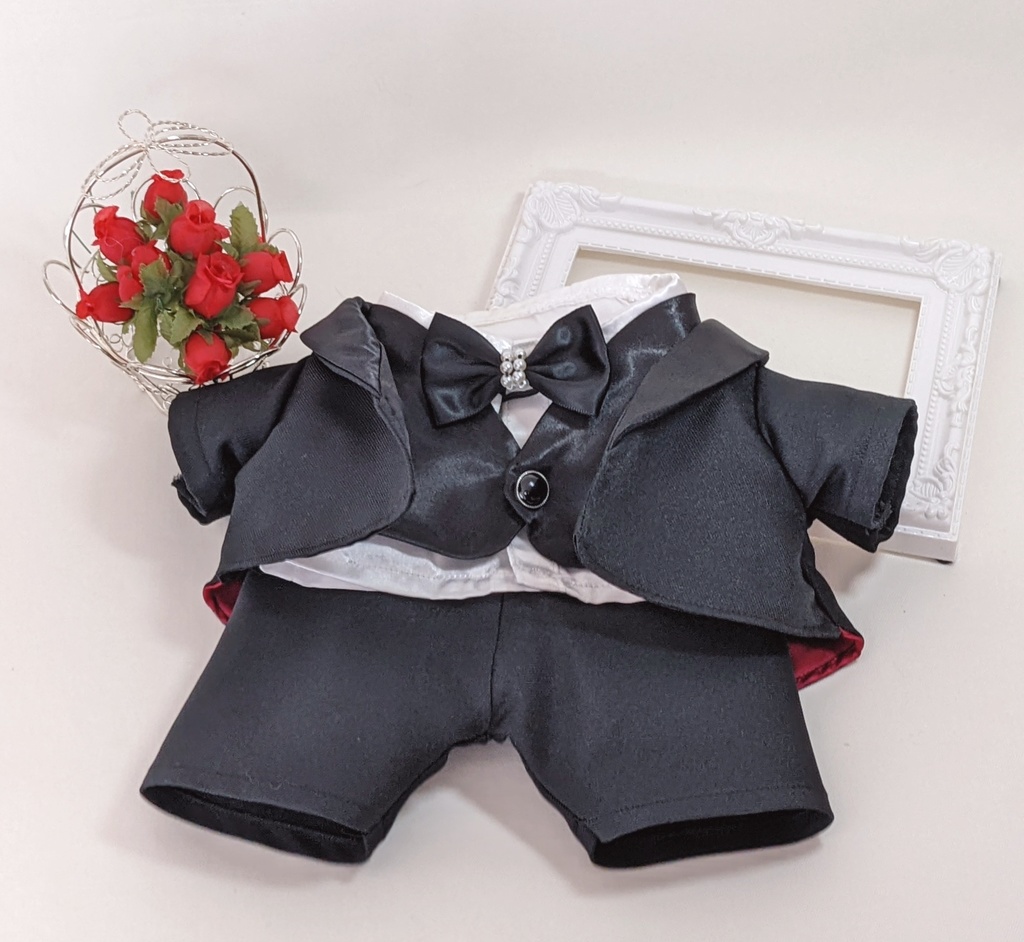 【2025/1/13 13時〜】黒タキシード